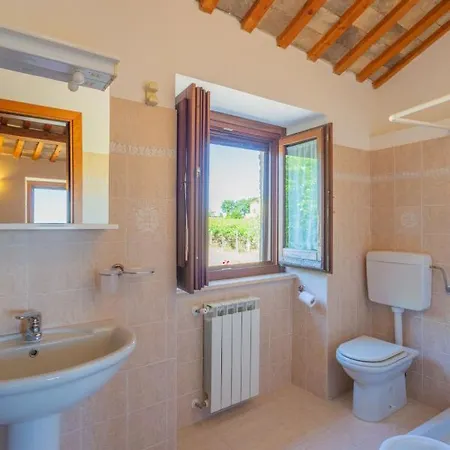 Borgo Agrituristico Il Pino-2 By Interhome