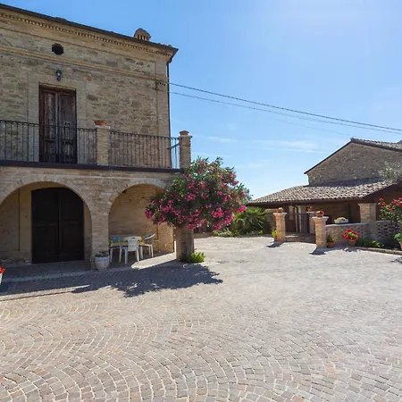 Borgo Agrituristico Il Pino-2 By Interhome *