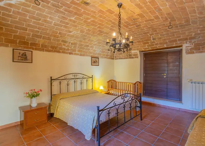 Casa vacanze Locazione Turistica Borgo Agrituristico Il Pino - Ona201 *