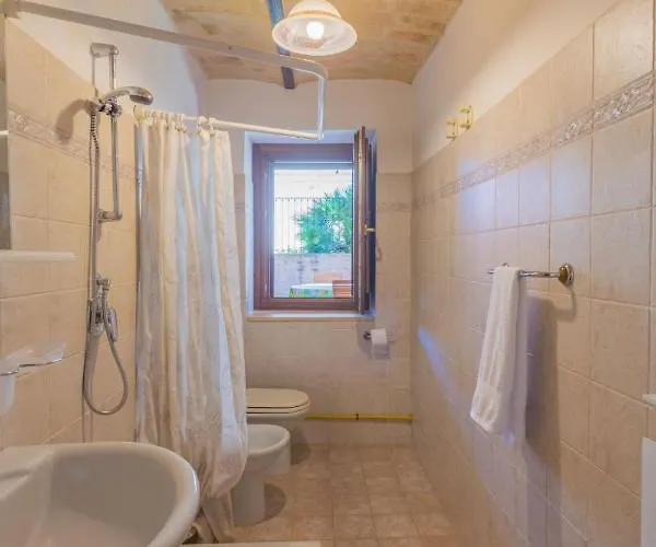 Locazione Turistica Borgo Agrituristico Il Pino - Ona201 Casa vacanze Crecchio